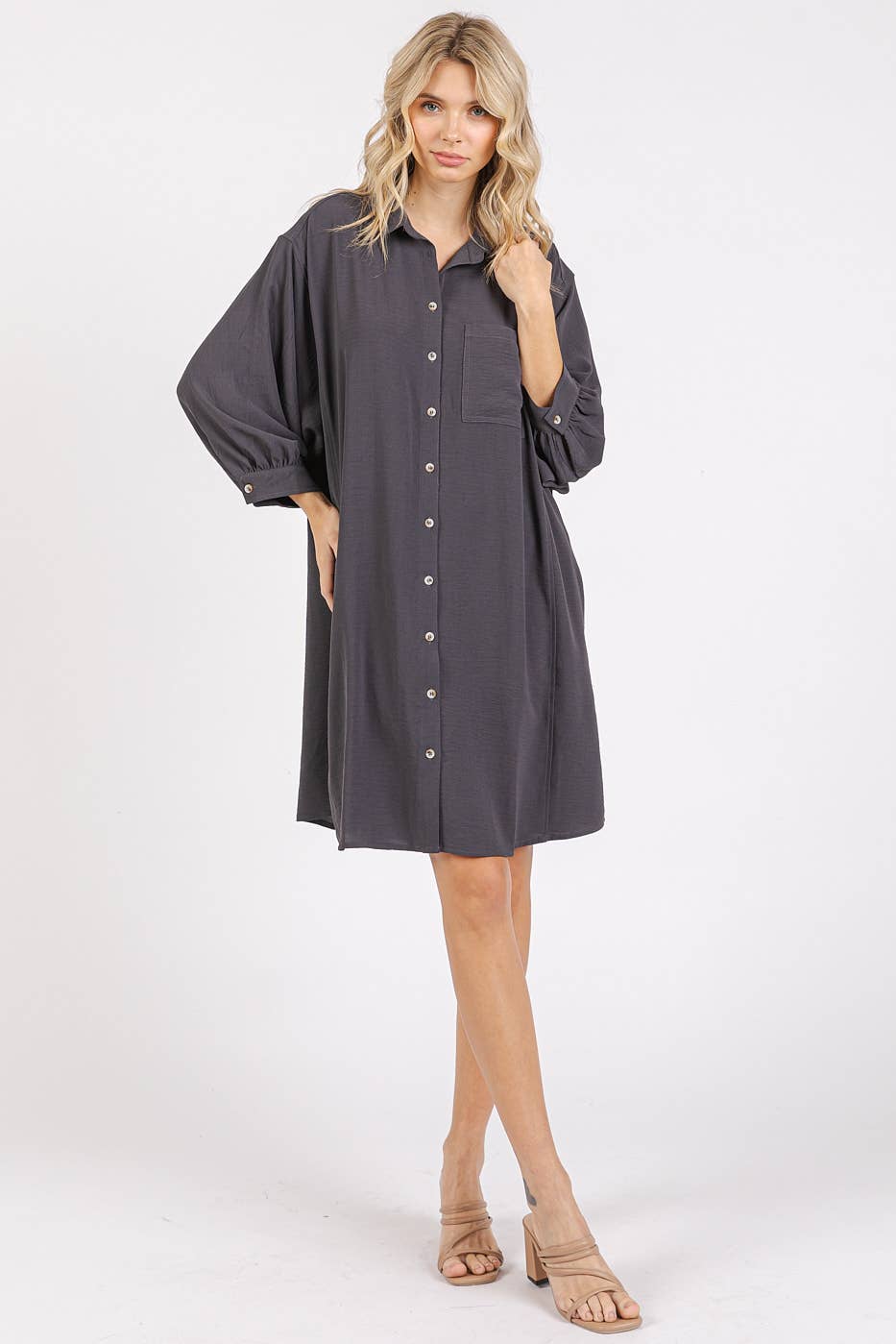 mittoshop – Großhandel Kleid – Damen – AIRFLOW MINIKLEID MIT 3/4-ÄRMELN UND KNÖPFEN17