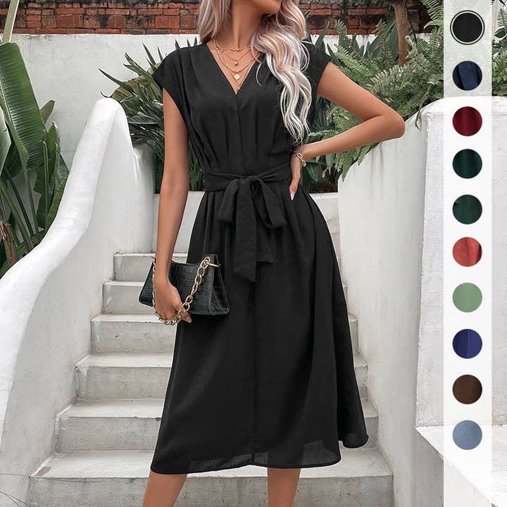 Robe midi facile à porter, col en V et taille nouée pour la vente par onatorobi