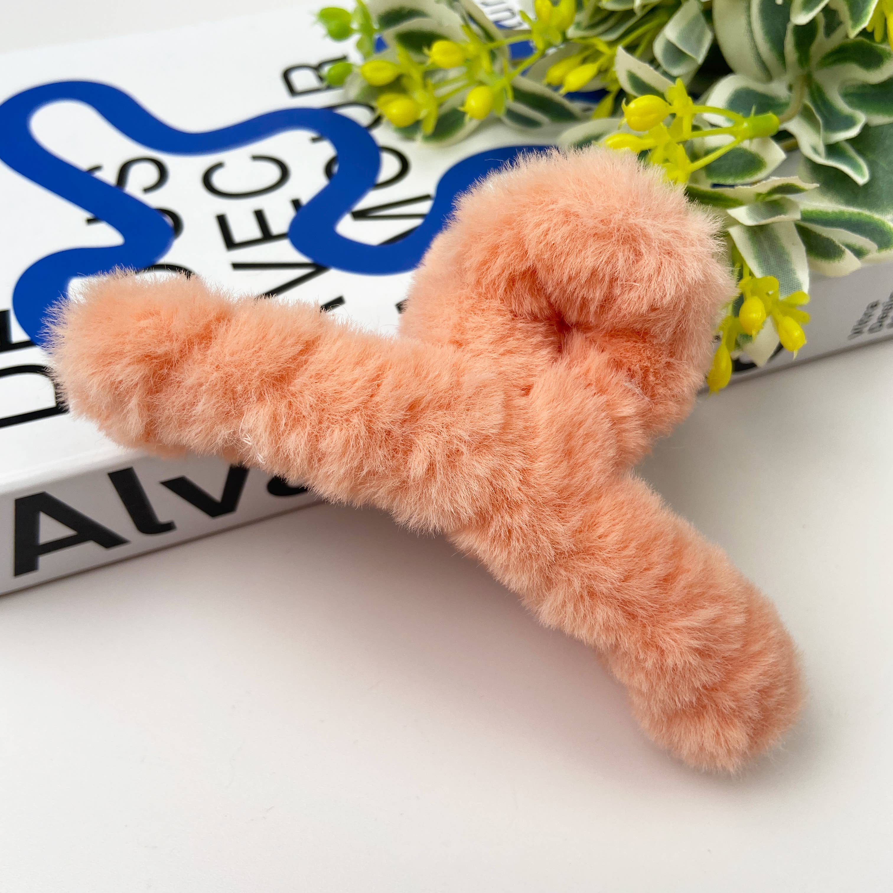 TheDivaSoap – Großhandel Haarclip – Damen – Einfarbige Haarspange aus Plüsch Herbst-Winter10