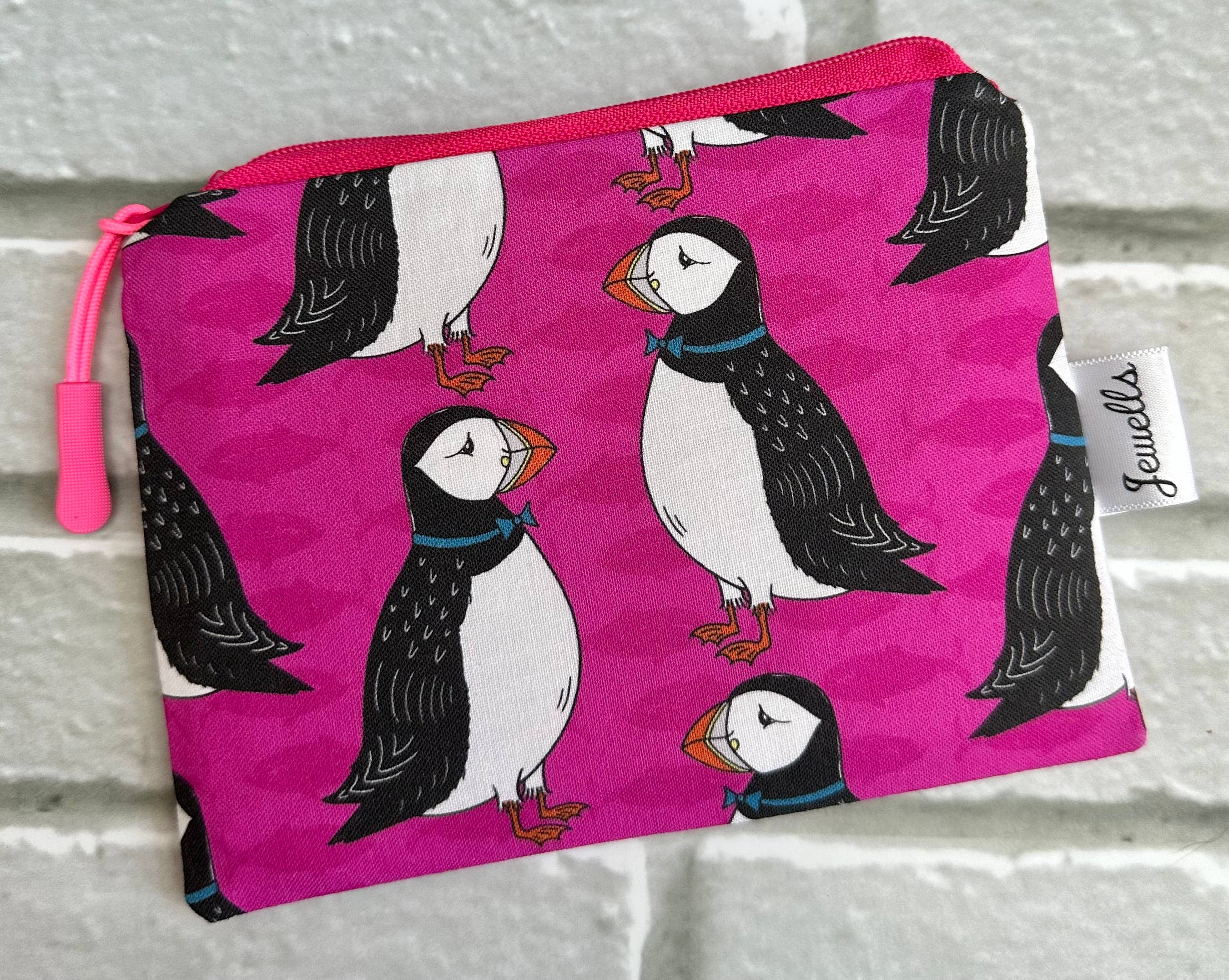 Jewells – wholesale Coin purse – Women’s – Puffin fabric coin purse blue or purse1