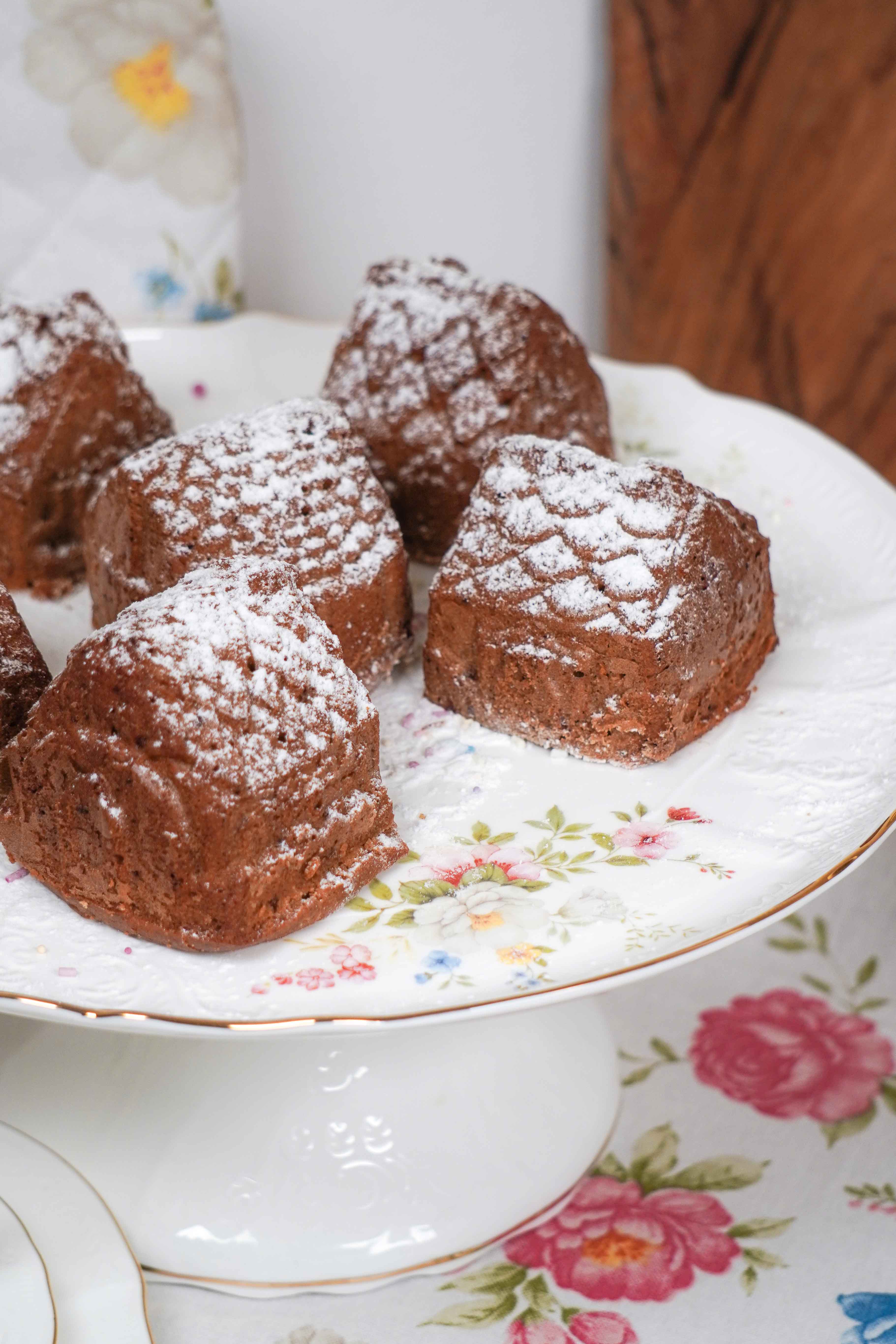 Isabelle Rose - Wholesale Cake Pan - Pastel pink silicone baking mold houses 26,5x6 cm7