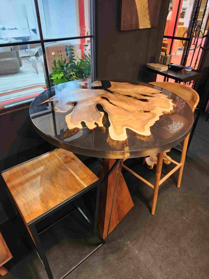 Högt Barbord Pyramid för wholesale av Crab design