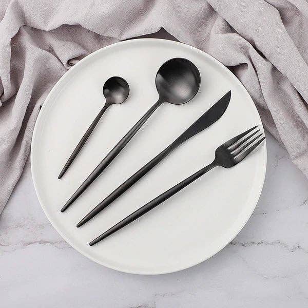 BRECK + FOX - Wholesale Dinnerware Set - Modern Dinnerware 24-Piece Set