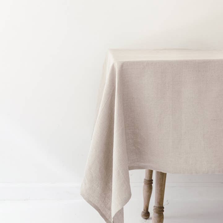 Heirloomed Collection – wholesale Tablecloth – Linen Tablecloth in Oatmeal1