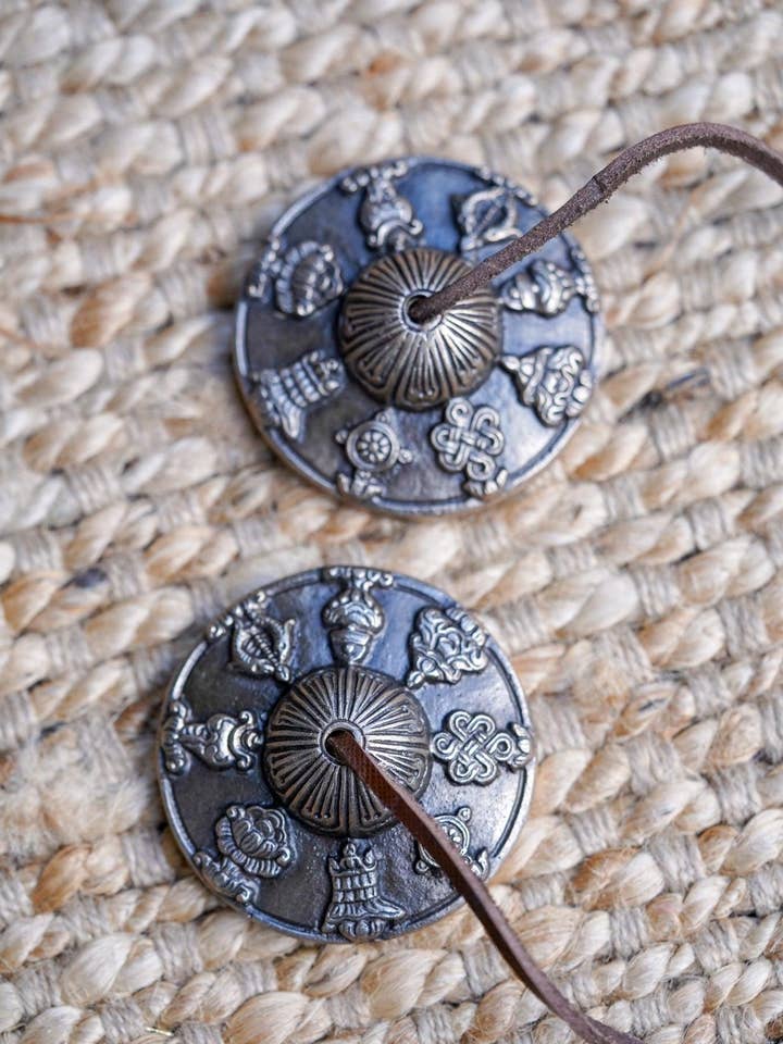 Asthamangal tibetansk tingsha for engroshandel hos Himalayas Shop