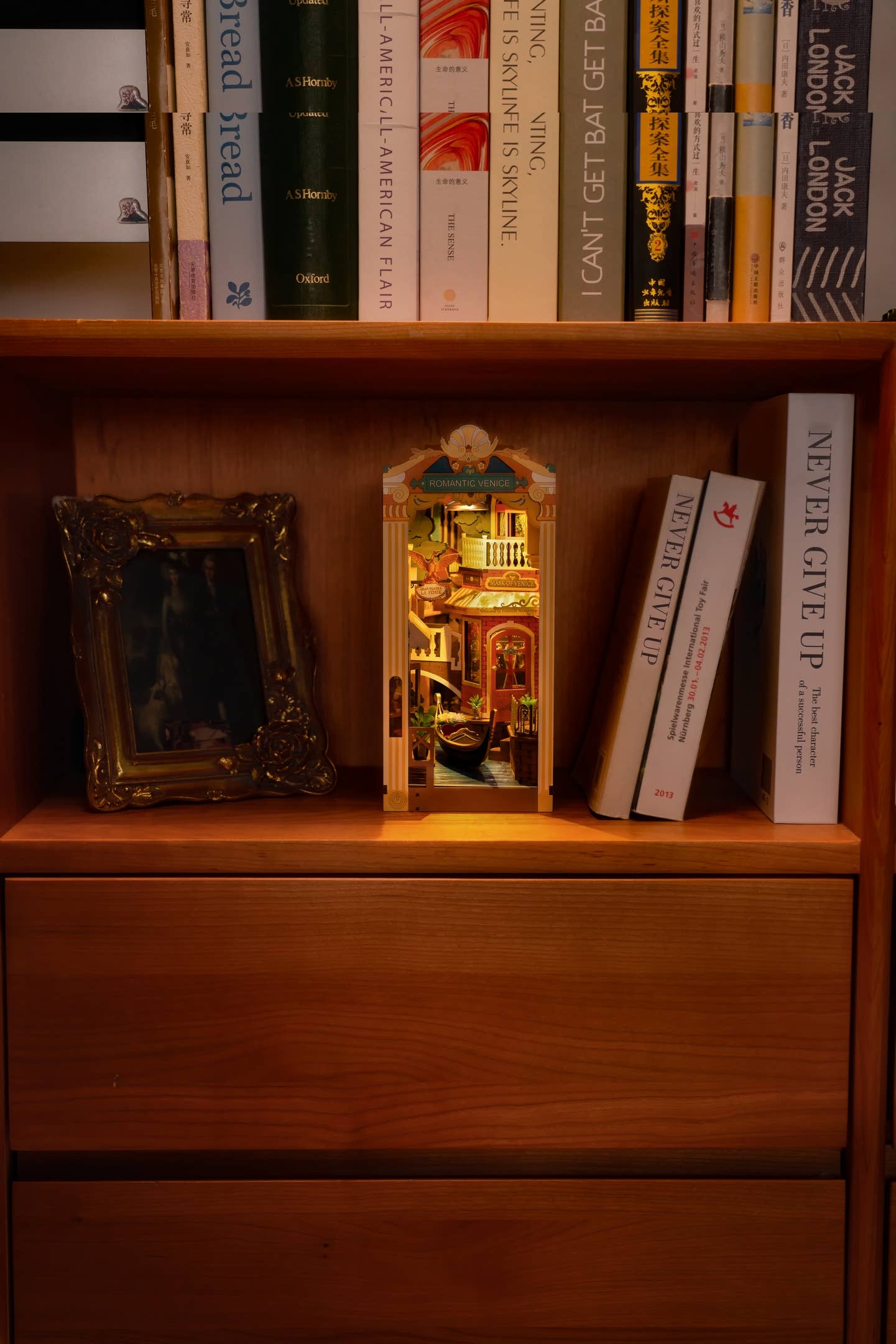 Hands Craft - Wholesale Puzzle - Kids - DIY Book Nook Kit: Romantic Venice with Dust Cover2