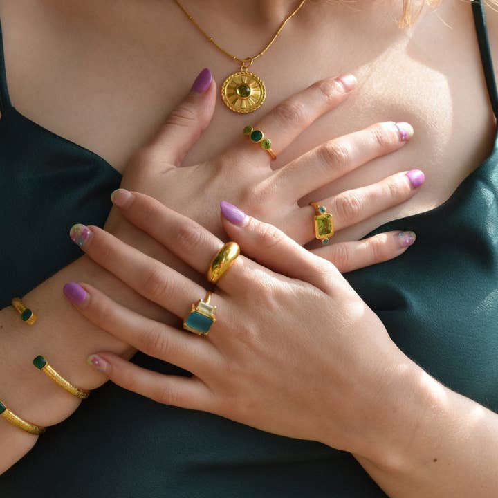 Gem Bazaar Jewellery - Wholesale Cocktail/Statement Ring - Irish Green Ring6