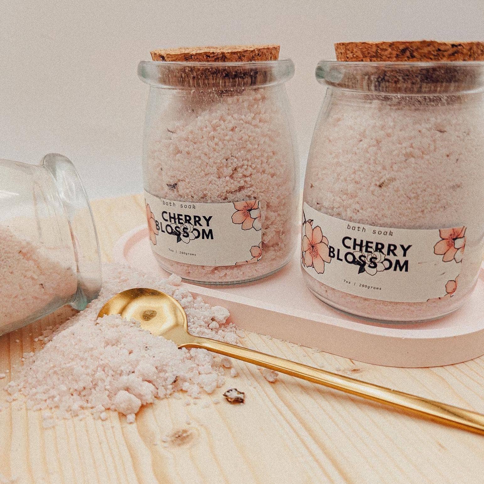 Poppy+Lily - Wholesale Bath Soak/Milk - Aged Cherry Blossom & Gardenia Bath Soak & Scrub Set1