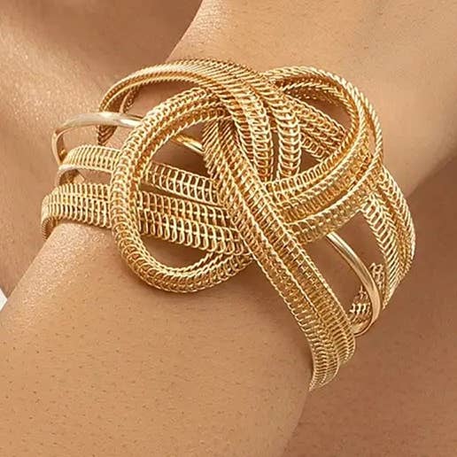 Accessoires de bracelet de couleur unie à couches creuses pour la vente par UZ Wholesale Store