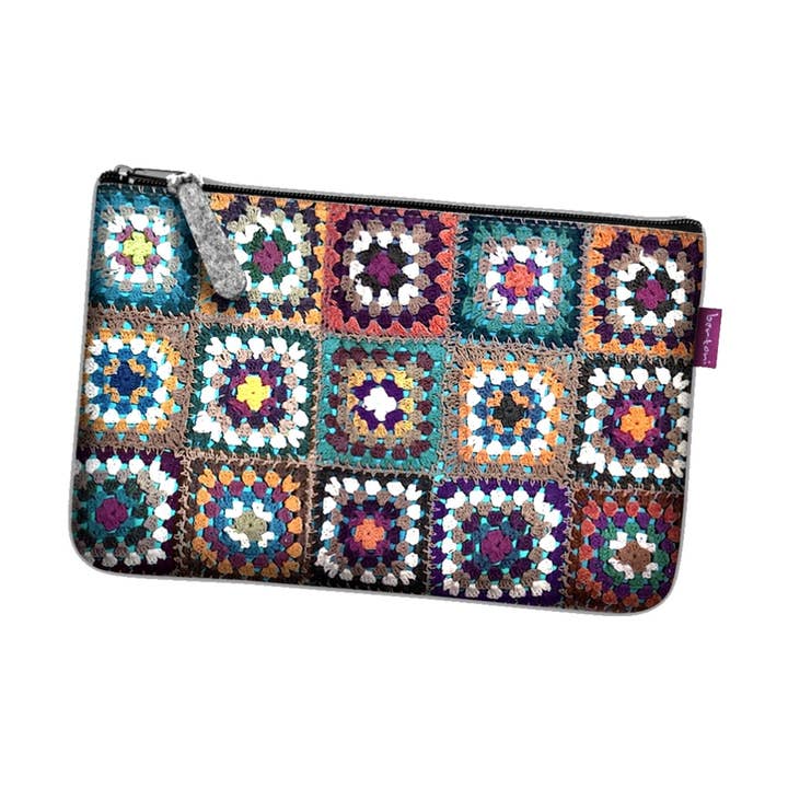 Frania Bertoni Pocket Line Grey Felt Clutch Bag and other Purchase Wholesale accessori capelli on line. Free Returns & Net 60 Terms on Faire trending on Faire.