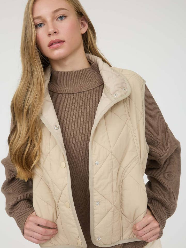 Blu Pepper - Wholesale Outerwear Vest - Women's - SNAP BUTTON QUILTED PUFFER VEST 4