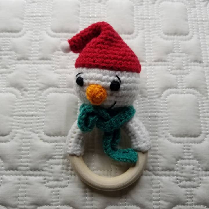 D & C TOYS - Wholesale Handheld Rattle - Baby - White Snowman Hand Crochet Rattle - Christmas2