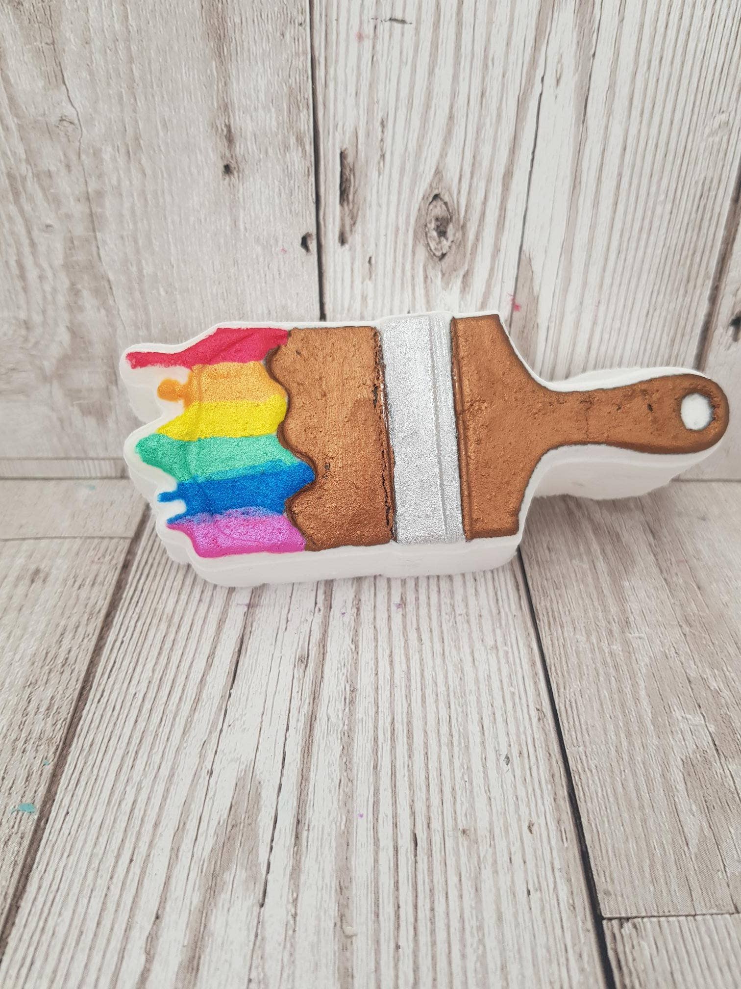 The Soap Sisters – wholesale Bath bomb/fizz – Paint my World Bath Bomb0