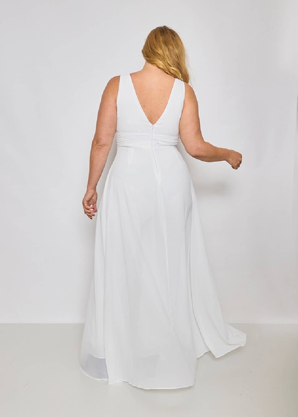 Eva & Lola - Epsilonn - Wholesale Dress - Women's - R1451QS - Plus Size V-Neck Jumpsuit8