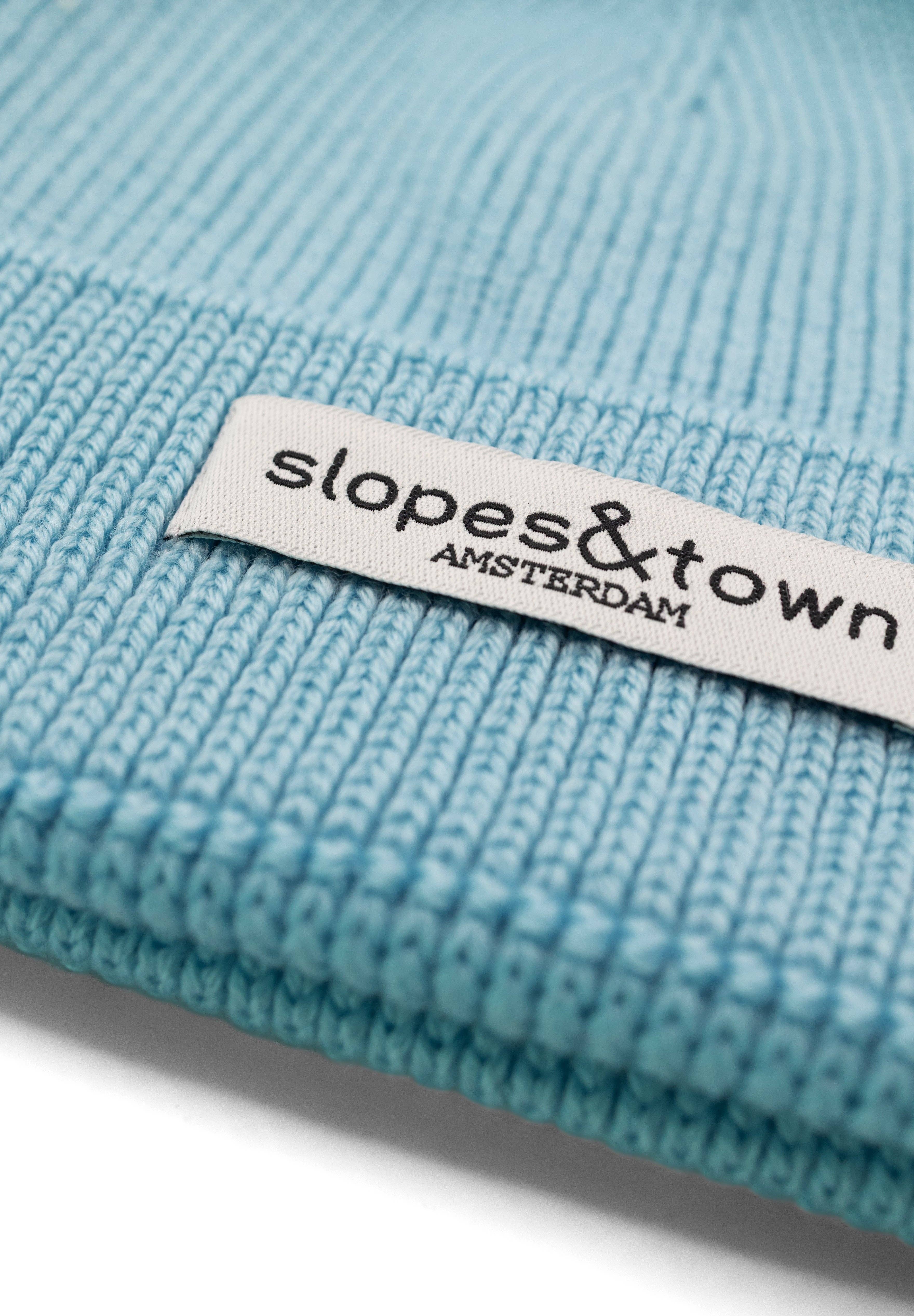 Slopes&Town - Wholesale Beanie - Kids - Kids Merino Wool Beanie Light Blue2