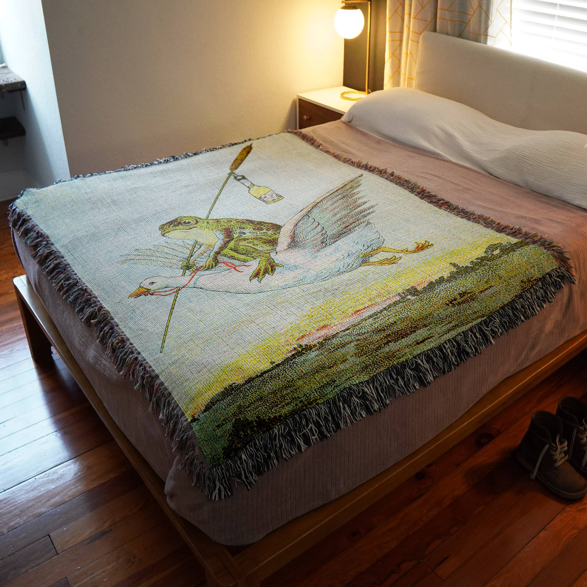 Killer Goods • Woven Blankets, Gifts, Home Decor – Manta para sofá por atacado – Manta Arrog Vintage em Ganso Voador Tecido5