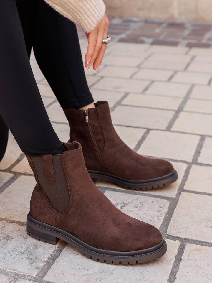 KORT STØVLE MED GUMMISÅL for engroshandel hos SWEET MAGIC MODA Y COMPLEMENTOS