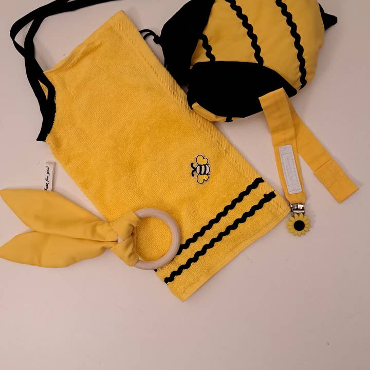 Slabbetje de algodón amarillo con anillo y palabra clave para venta al por mayor de Jbfashion