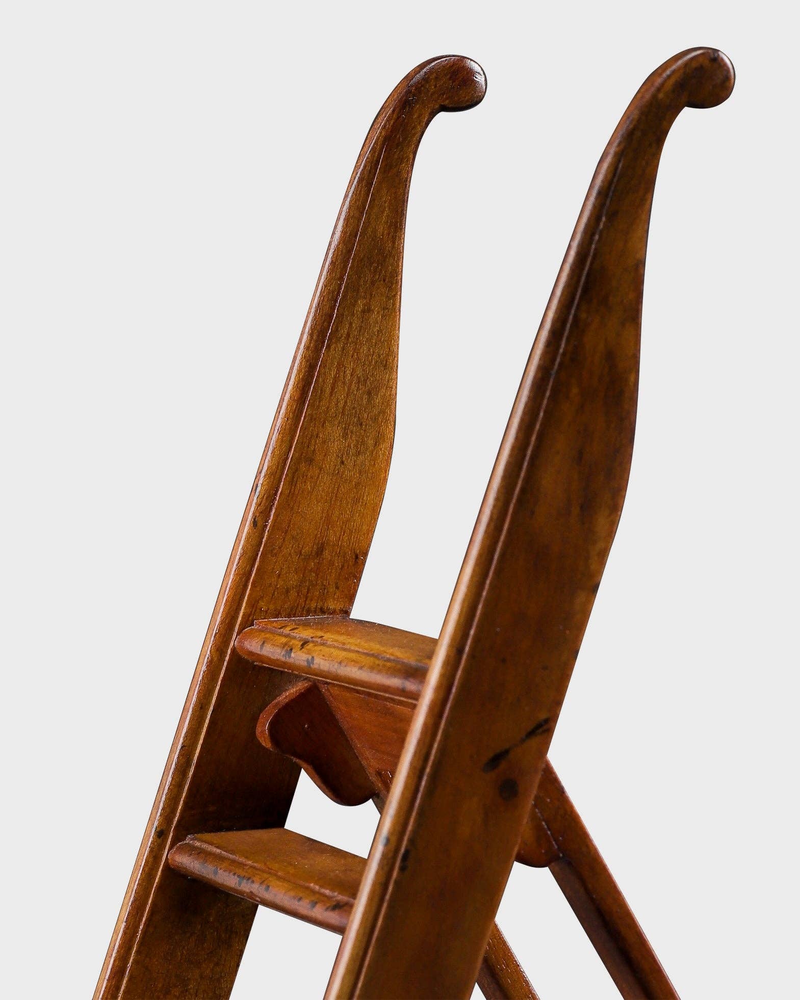 Tour d'Horizon - Wholesale Bookcase - OXFORD LIBRARY STEPS2