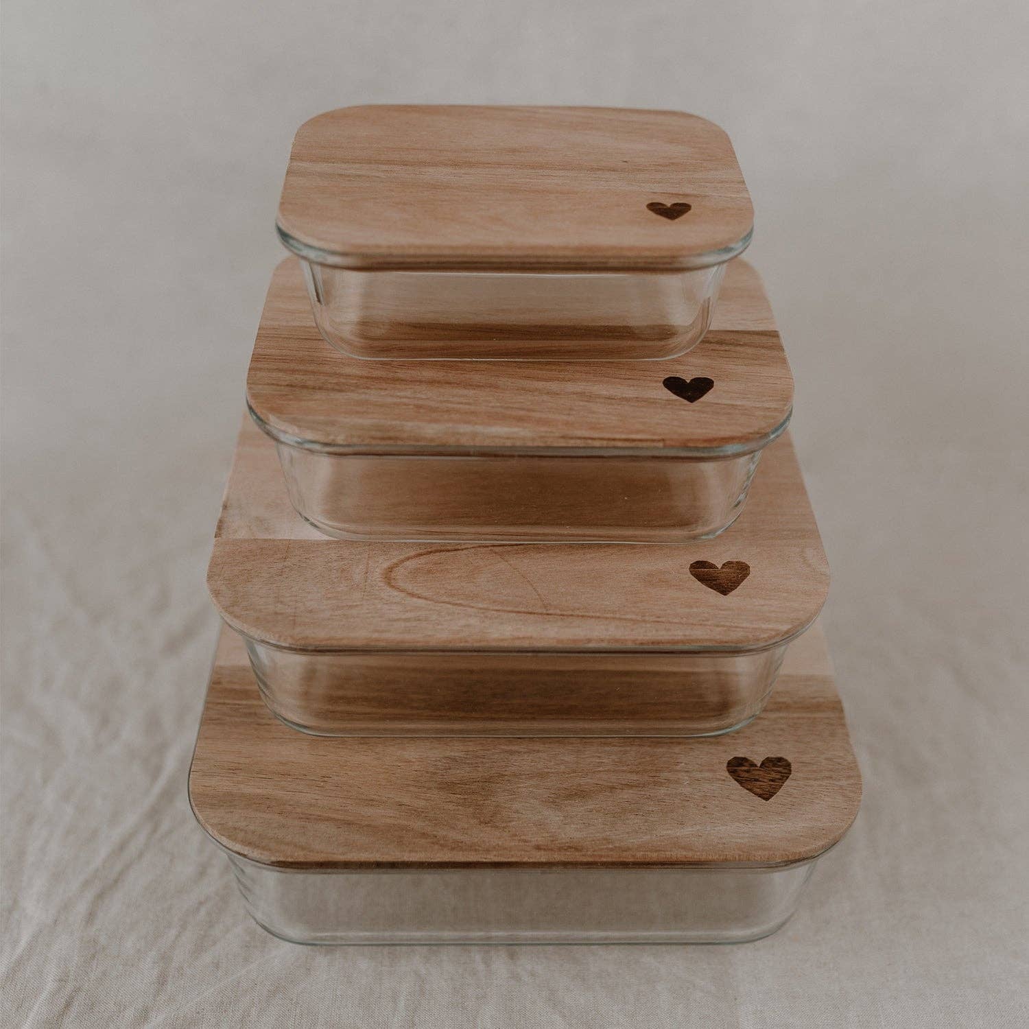 Eulenschnitt – wholesale Food storage container – Heart storage container 16.5 x 22.5 cm (VE = 4 pieces)1