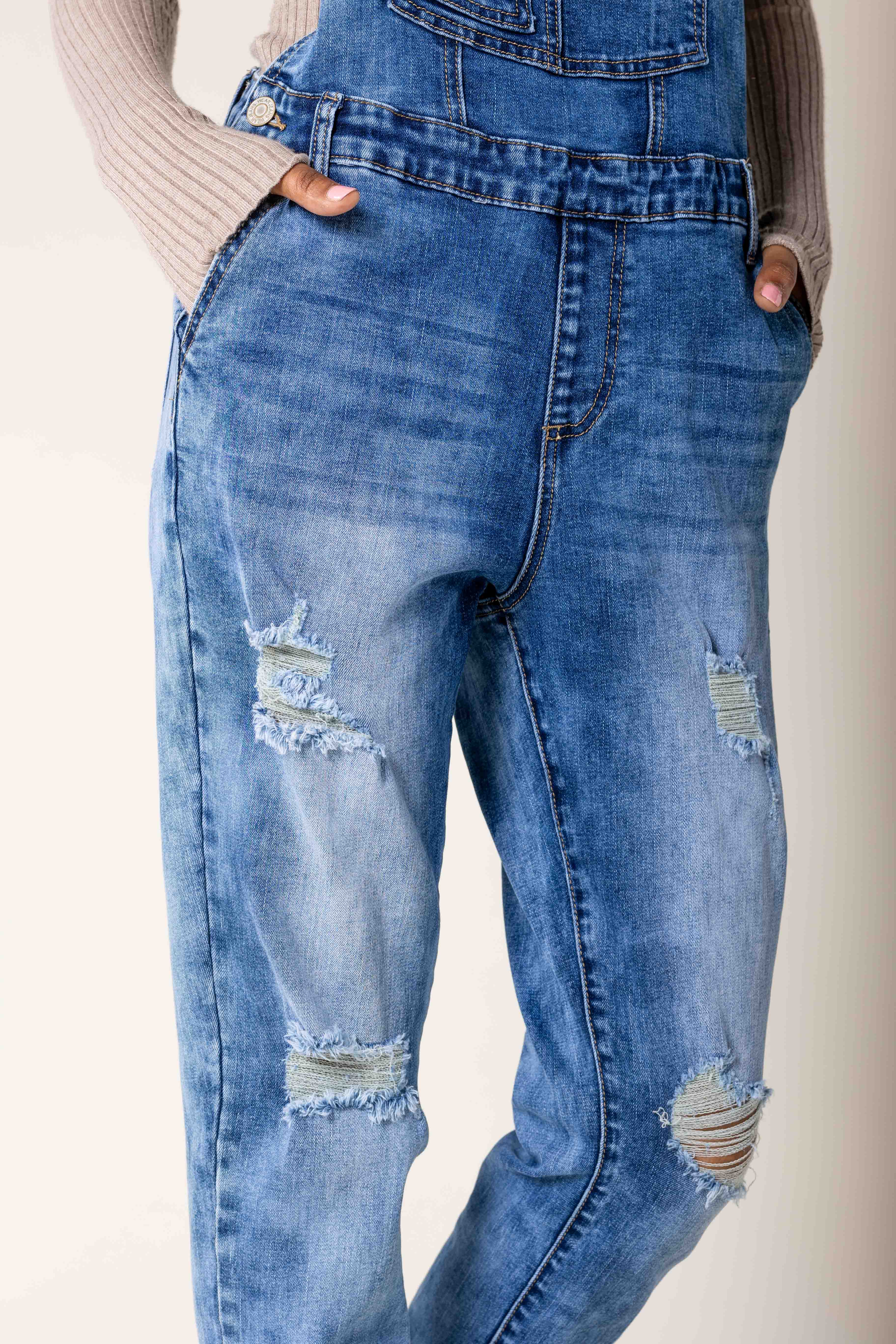 Nina Carter - Wholesale Overalls - Women's - Destroy denim overalls in wide stretch boyfriend jeans S5356