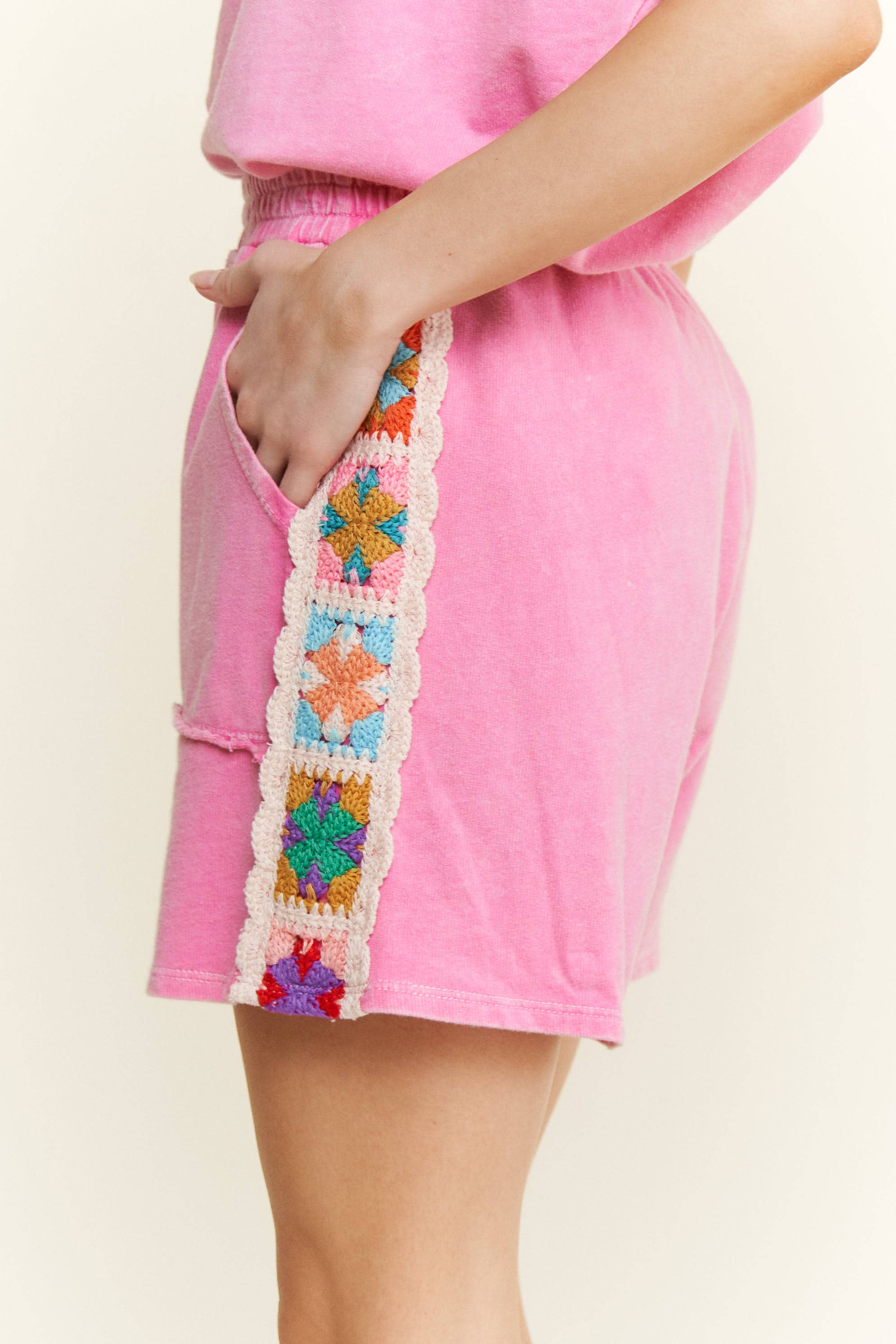 J.Her - Wholesale Shorts - Women's - Mineral Washed Crochet patch side trim Knit Shorts HP64877