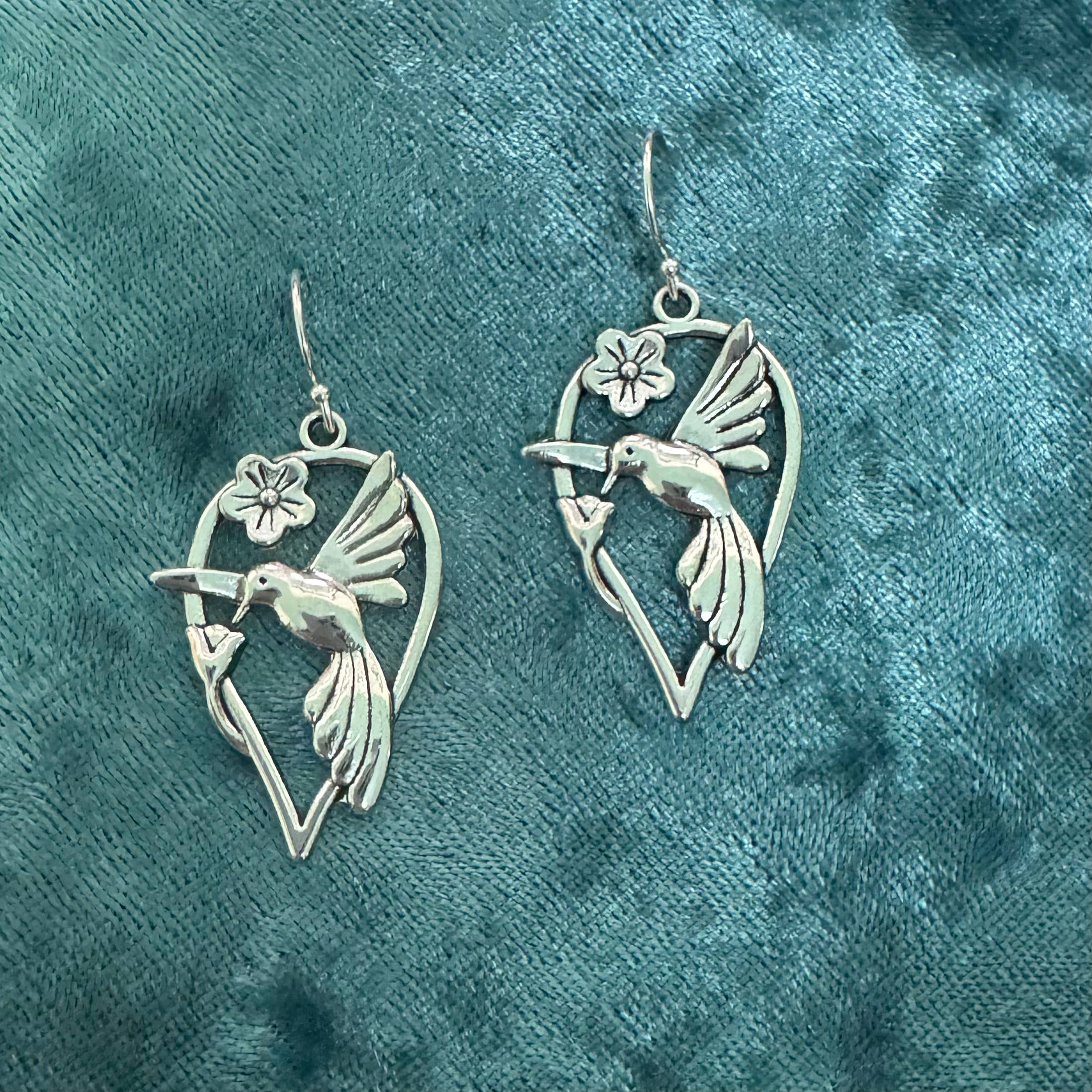 Elizabeth Jewelry - Wholesale Dangle Earrings - Silver hummingbird drop earring2
