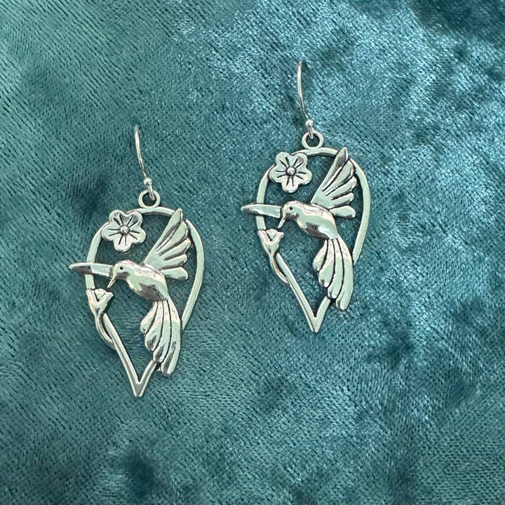 Elizabeth Jewelry - Wholesale Dangle Earrings - Silver hummingbird drop earring2