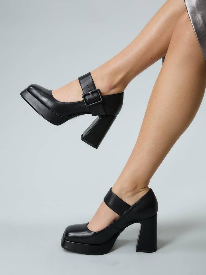 Claudia Black for wholesale by LONZA SHOES