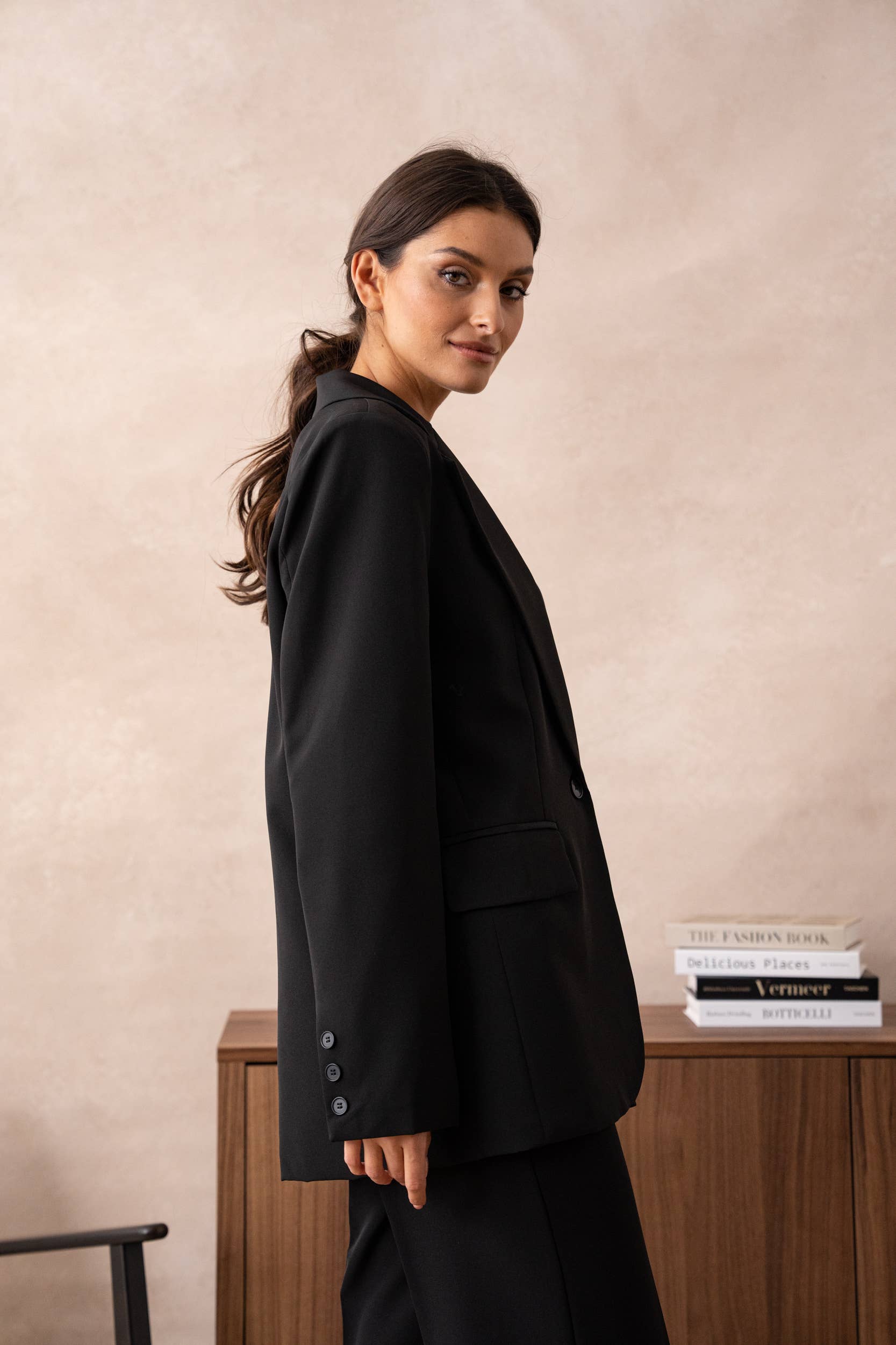 Attentif Paris - Wholesale Suit Jacket - Women's - [Timeless] Solid oversized jacket timeless36