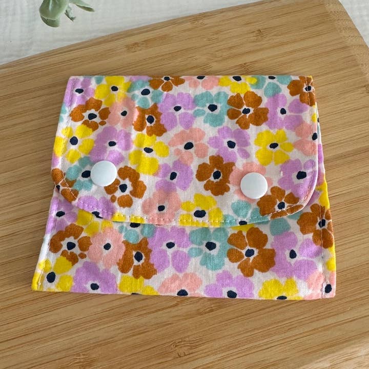 Waterproof pouch  and other Purchase Wholesale serviette hygienique lavable. Free Returns & Net 60 Terms on Faire trending on Faire.