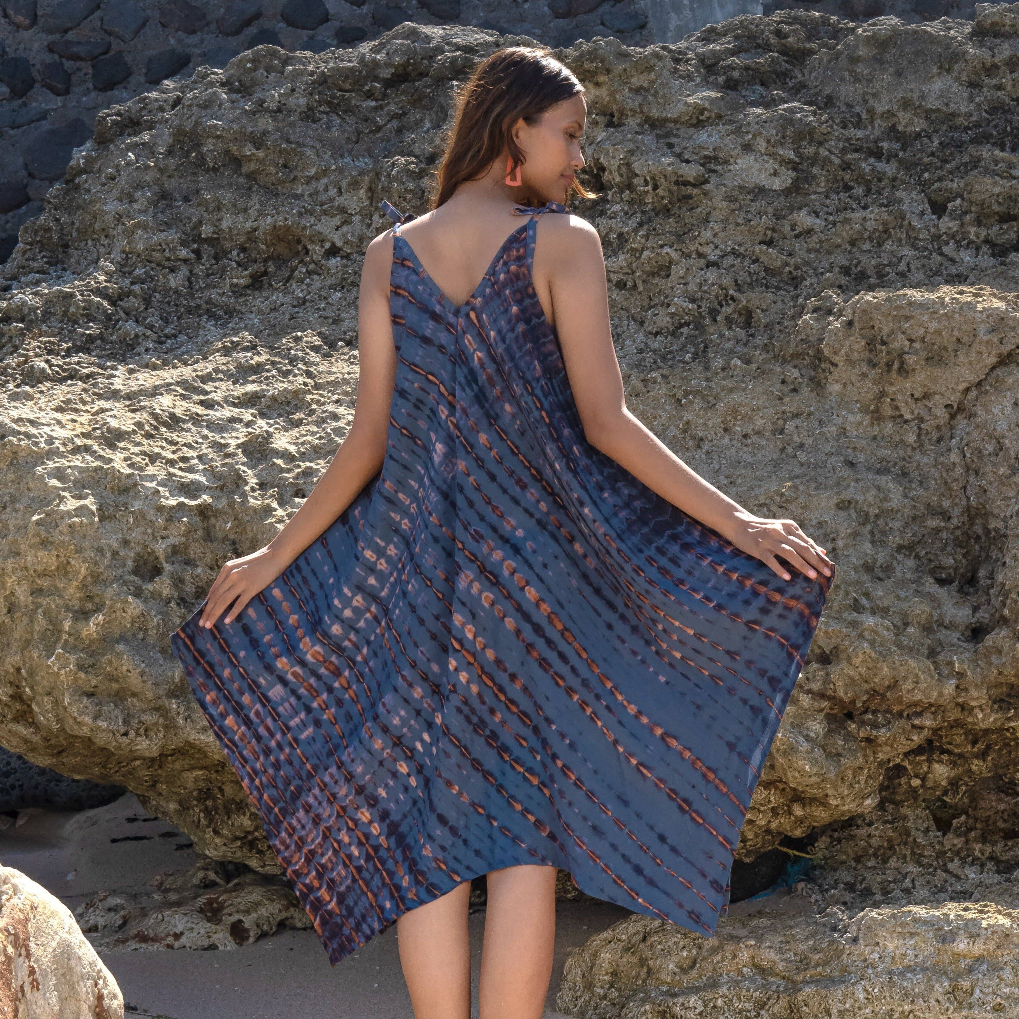 Suzie Blue Canada - Wholesale Dress - Women's - Handkerchief Dress In Denim & Gold Tie Dye2