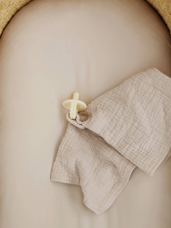 Marlowe & Co - Wholesale Security/Cuddle Blanket - Baby - Natural Sand Organic Cotton Muslin Lovey Blanket2