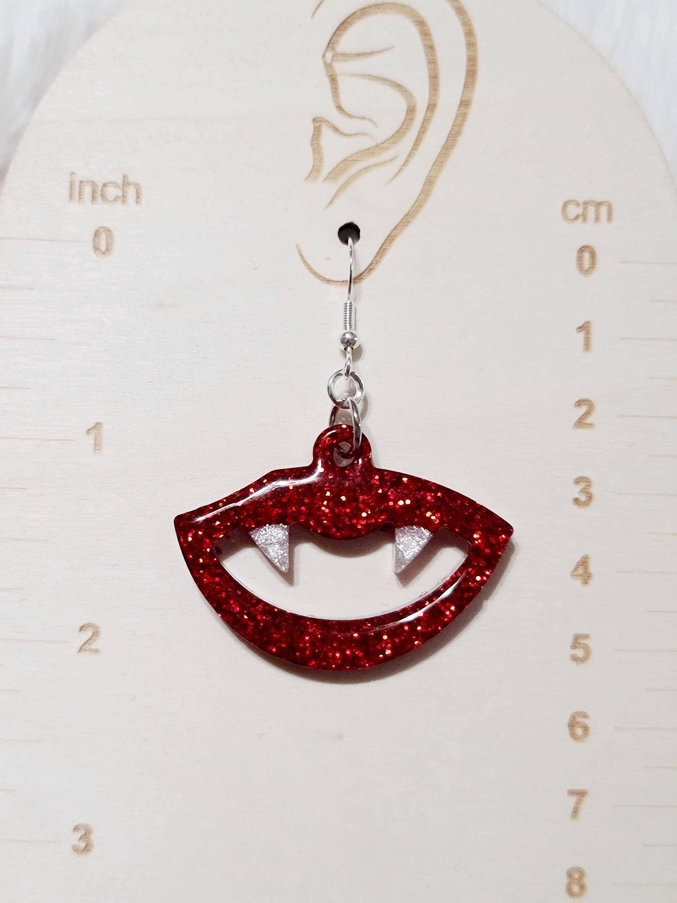 BabyGirl Creations – wholesale Dangle earrings – Halloween Vampire Fang Earrings With Red Lips Resin6
