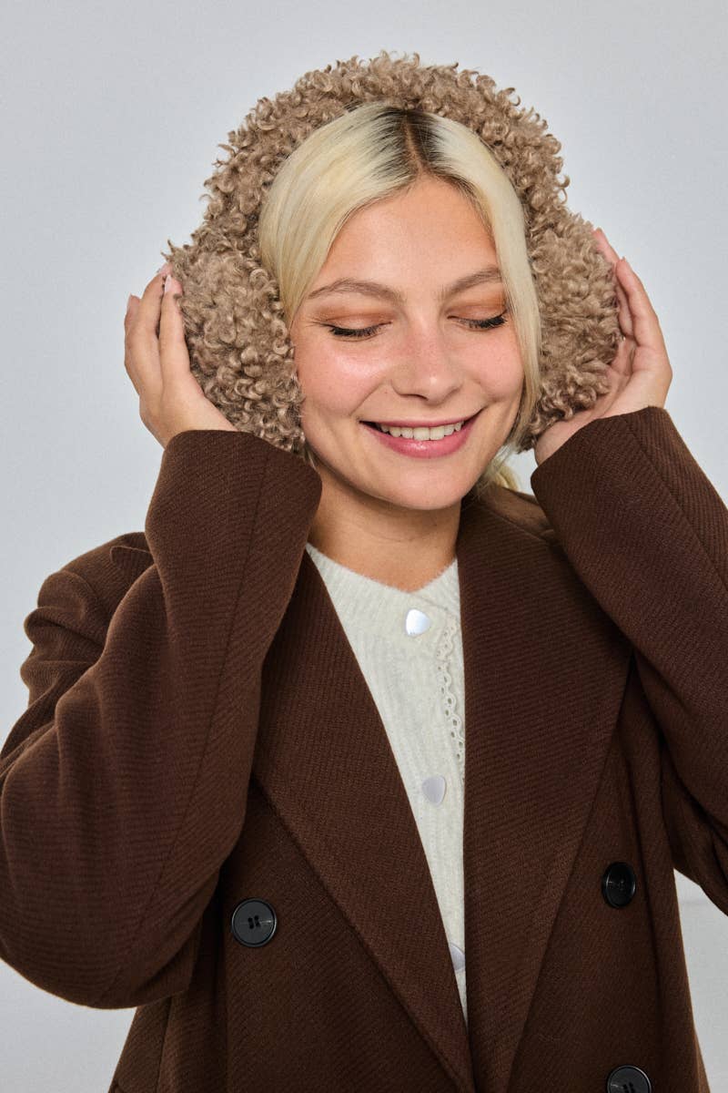 BYREN | ÉLINE L'ATELIER - Wholesale Earwarmers/Ear Muffs - Women's - CC11 faux fur earmuffs5