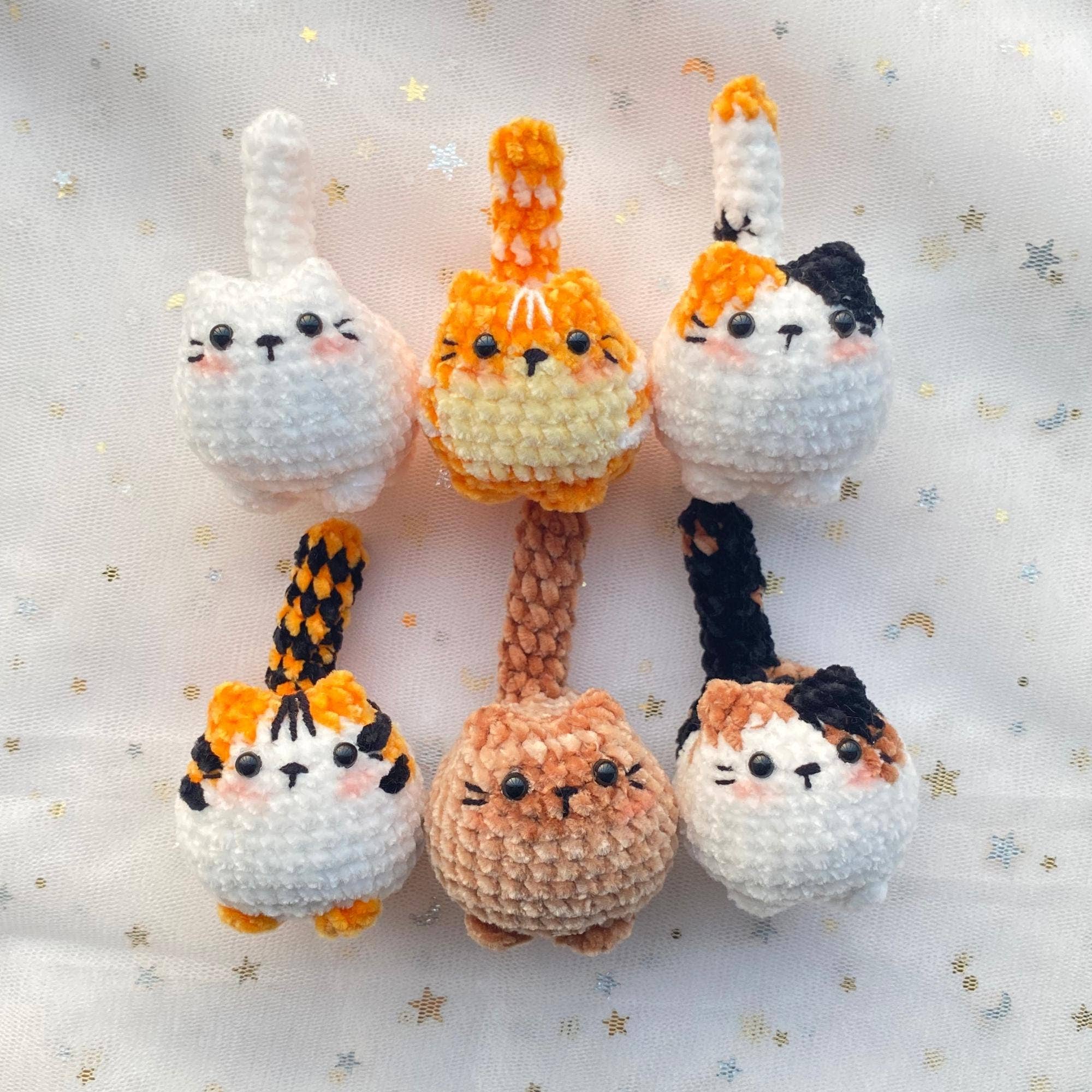 TOMOPOD LLC - Wholesale Stuffed/Plush Toy - Kids & Baby - Crochet Cute Cat Keychain, Handmade Amigurumi Cat 3