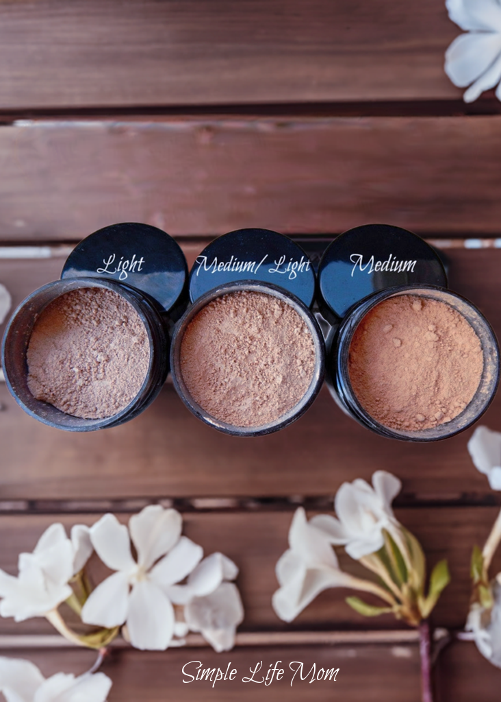 Simple Life Mom - Wholesale Foundation - NATURAL LOOSE FOUNDATION powder - all natural, organic clay powder foundation2