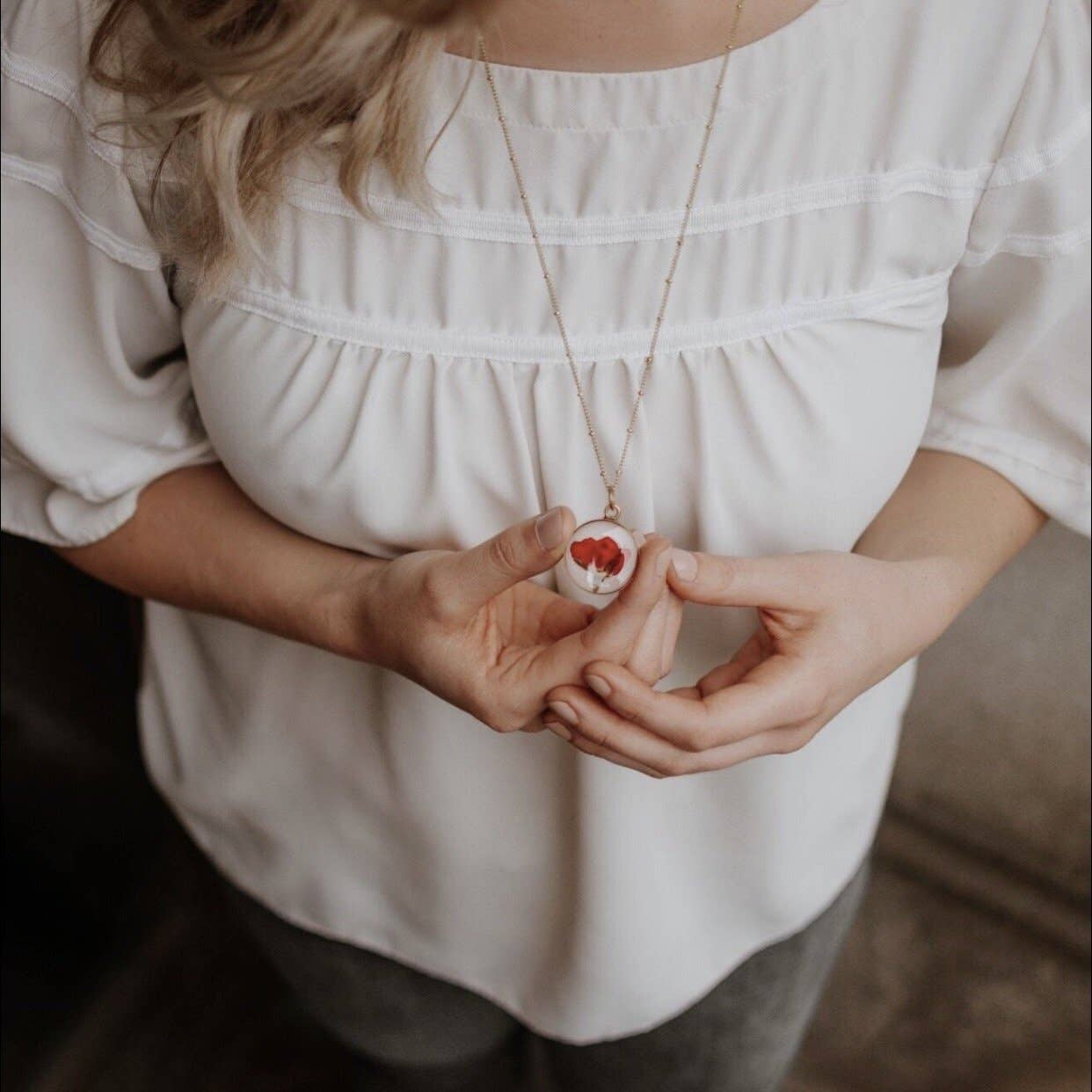 Seed & Soil Botanical Jewelry – wholesale Hänge-/berlockhalsband – Stor rund hängsmycke1