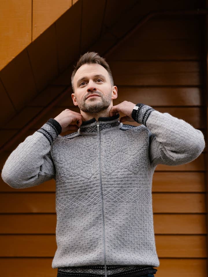 Stølen Men's Cardigan for wholesale by Susan Fosse AS