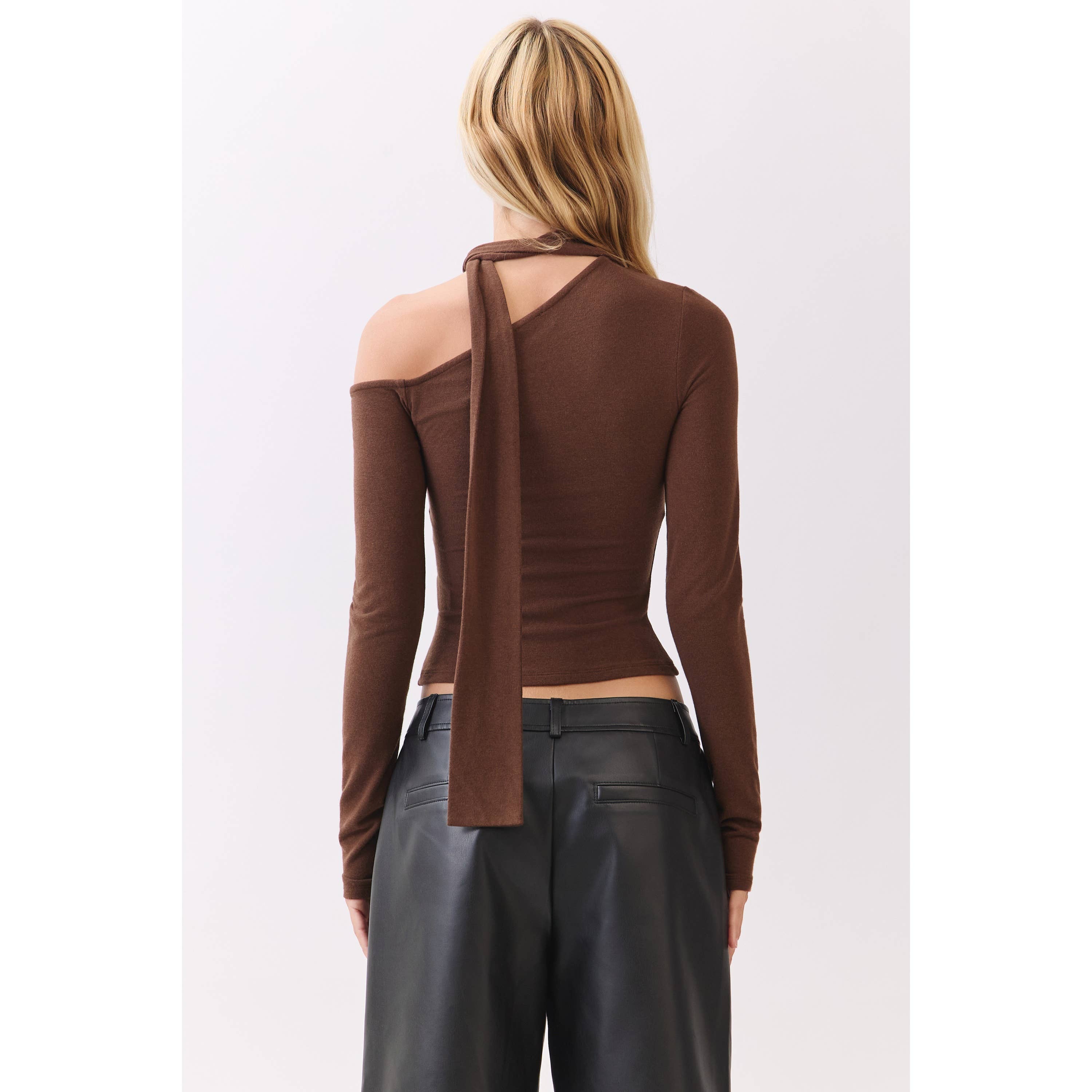 Honey Mango - Wholesale T-Shirt - Women's - Asymmetric Neckline Knit Top5