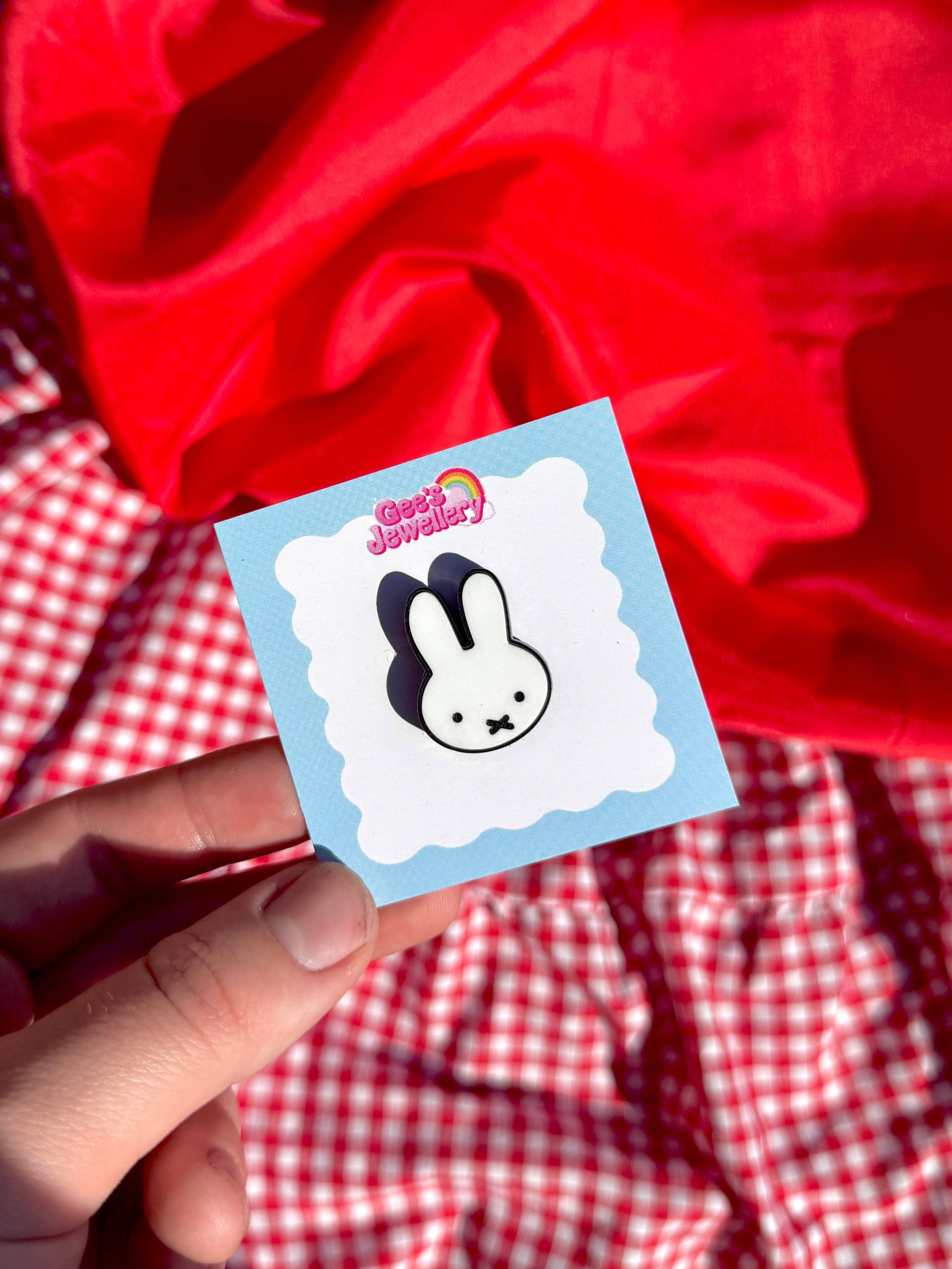 Gees Jewellery - Vente Broches - Badge Épinglette Miffy0