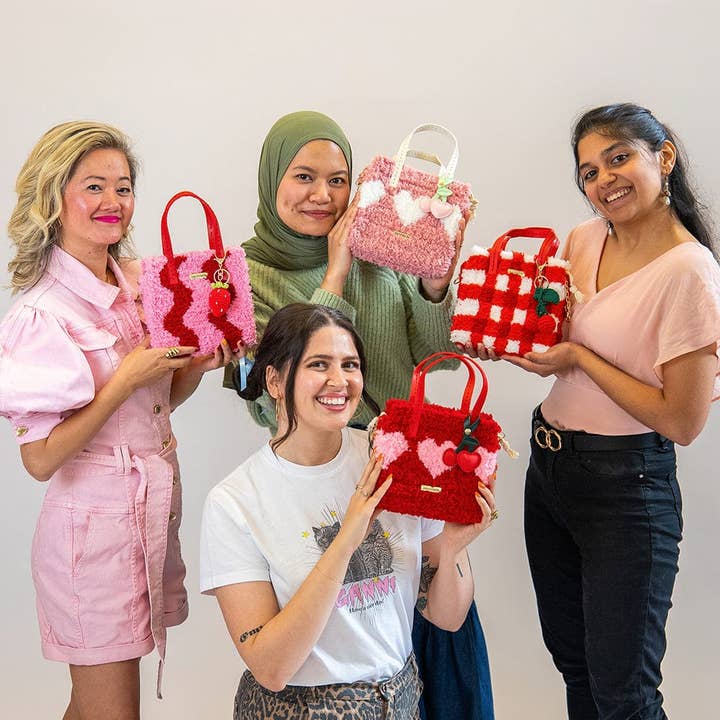 Craft Club - Wholesale Tote bag – Women's - CAUGHT RED HANDED - Woven Bag Bundle2