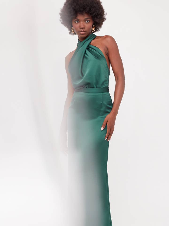 Aliur Deep Green Maxi Evening Gown for wholesale by UNDRESS