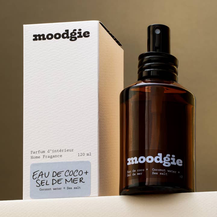 Eau de coco + Sale di mare per la vendita all'ingrosso da parte di moodgie