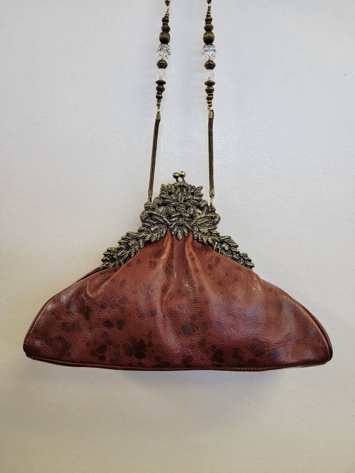 VINTAGE LEATHER CLASSIC BAG for wholesale by Ricki designs