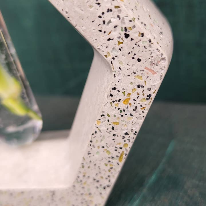 Geoform Designs - Vente Vases - Station de propagation du béton Square Geo | Vase à fleurs6