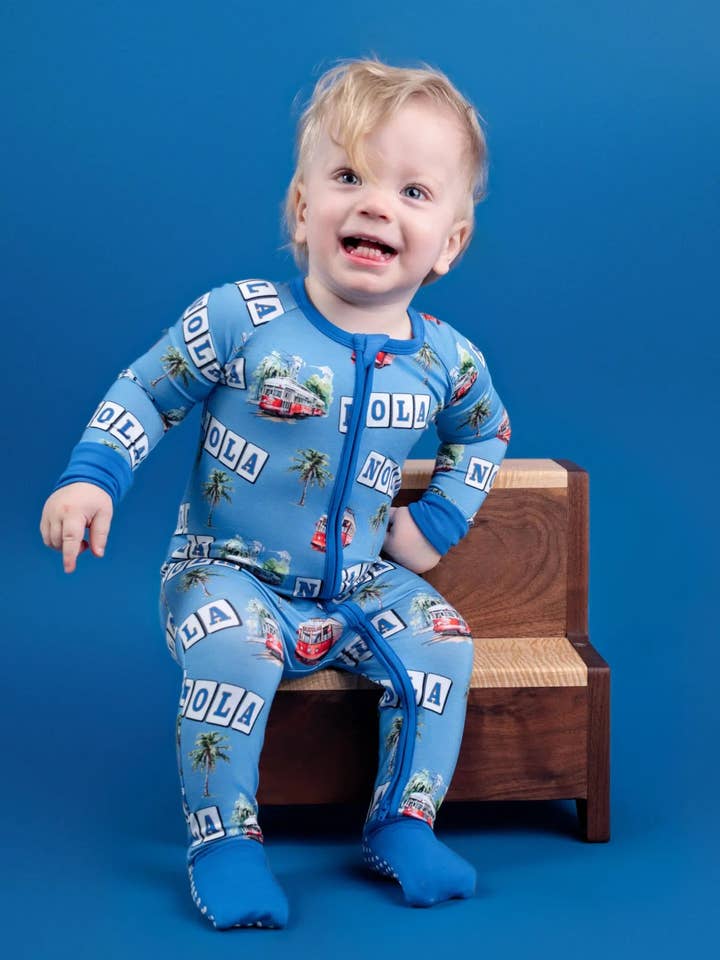 Canal Street Bamboo Zip-Up for wholesale by Pearls & Pelicans