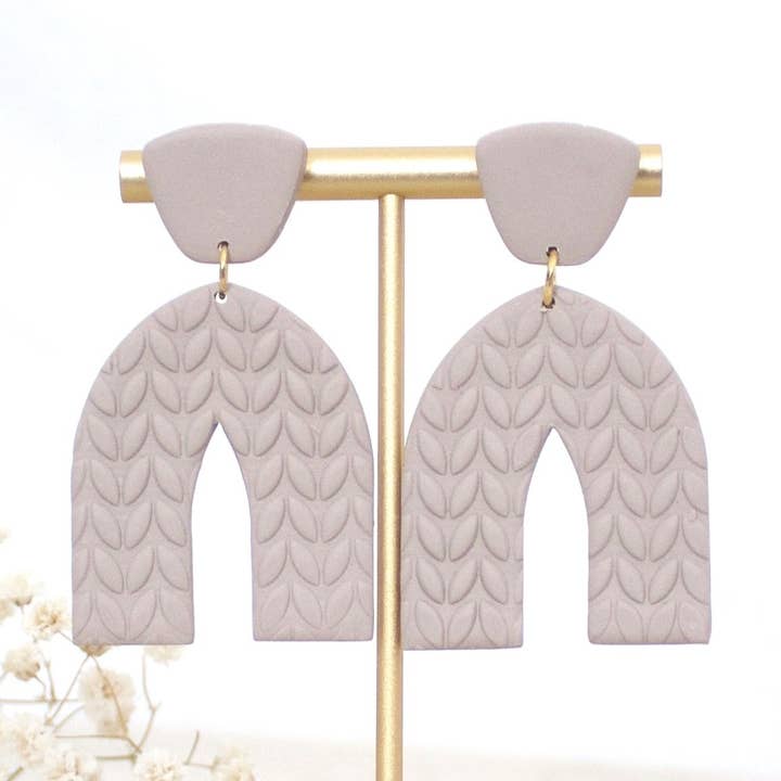 The Achiever for wholesale by Simply Yenni