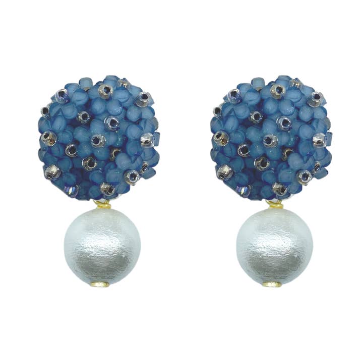 Liz bomuld perle blå øreringe for engroshandel hos M Donohue Collection