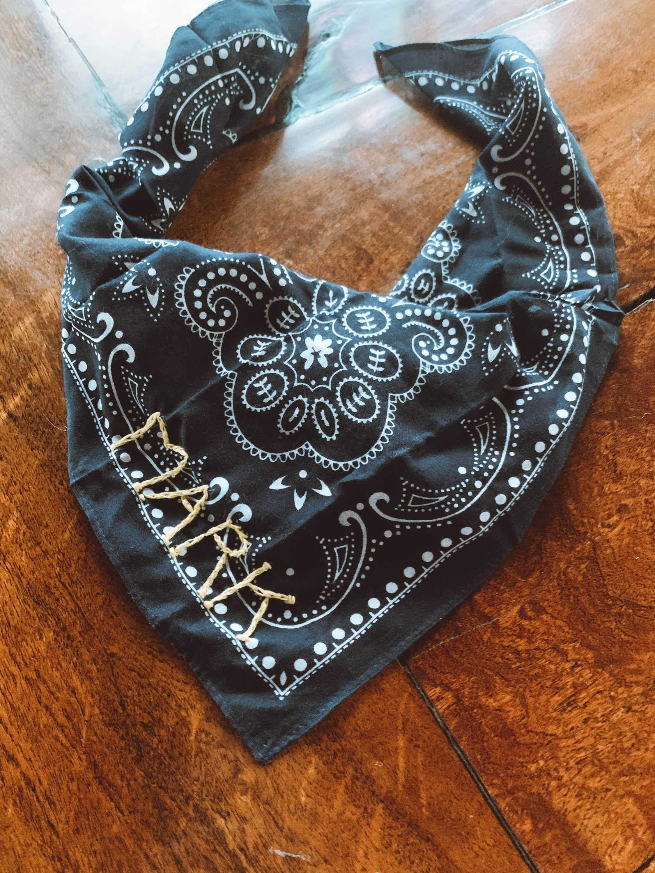 Little Lamb Designs - Vendita all'ingrosso Bandana - Donna - Bandana ricamata con nome | Regalo di gruppo | Colorazioni multiple5